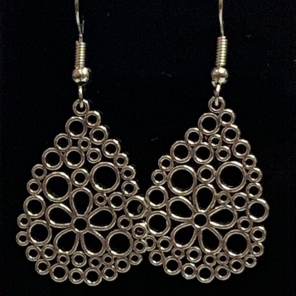 Celtic Earring, Boho Earring, Flower Earring, Geometric Earring, Gift Idea - Picture 1 of 5